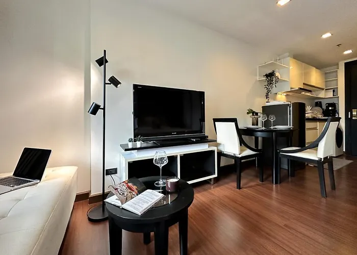 Modern Cityscape1br - Ultra Fast Wifi - Bts On Nut Apartment
