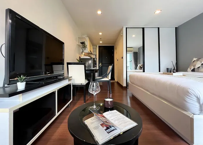 Modern Cityscape1br - Ultra Fast Wifi - Bts On Nut Apartment *